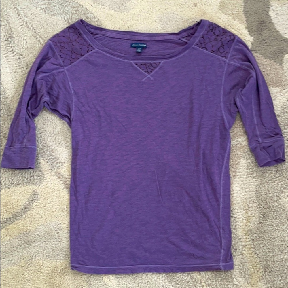 3/4 length American Eagle Shirt